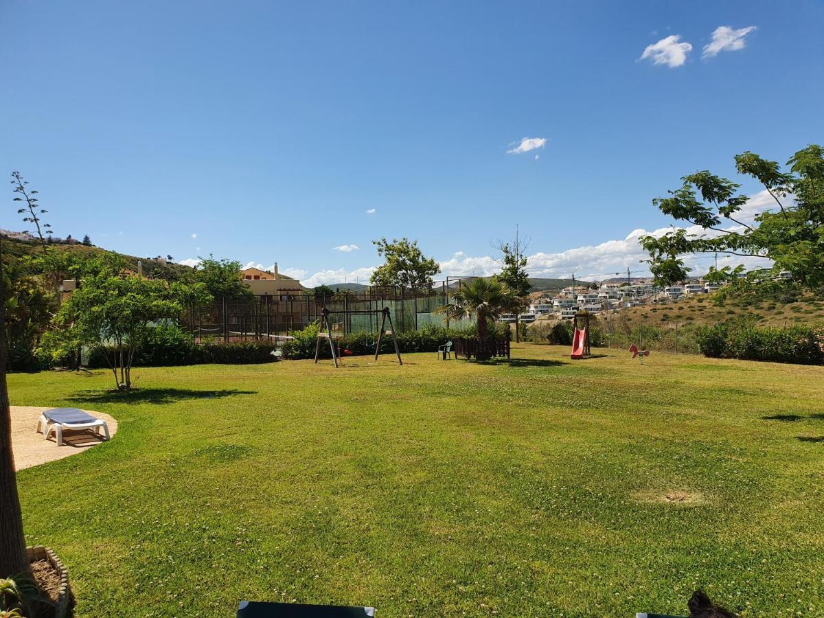 Seaview A Spectacular 3 Bed 3 Bathroom Penthouse Manilva Exterior photo